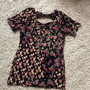 Floral Stretchy Top